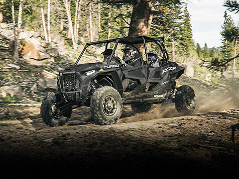 4-SEAT PERFORMANCE NEVER LOOKED SO GOOD